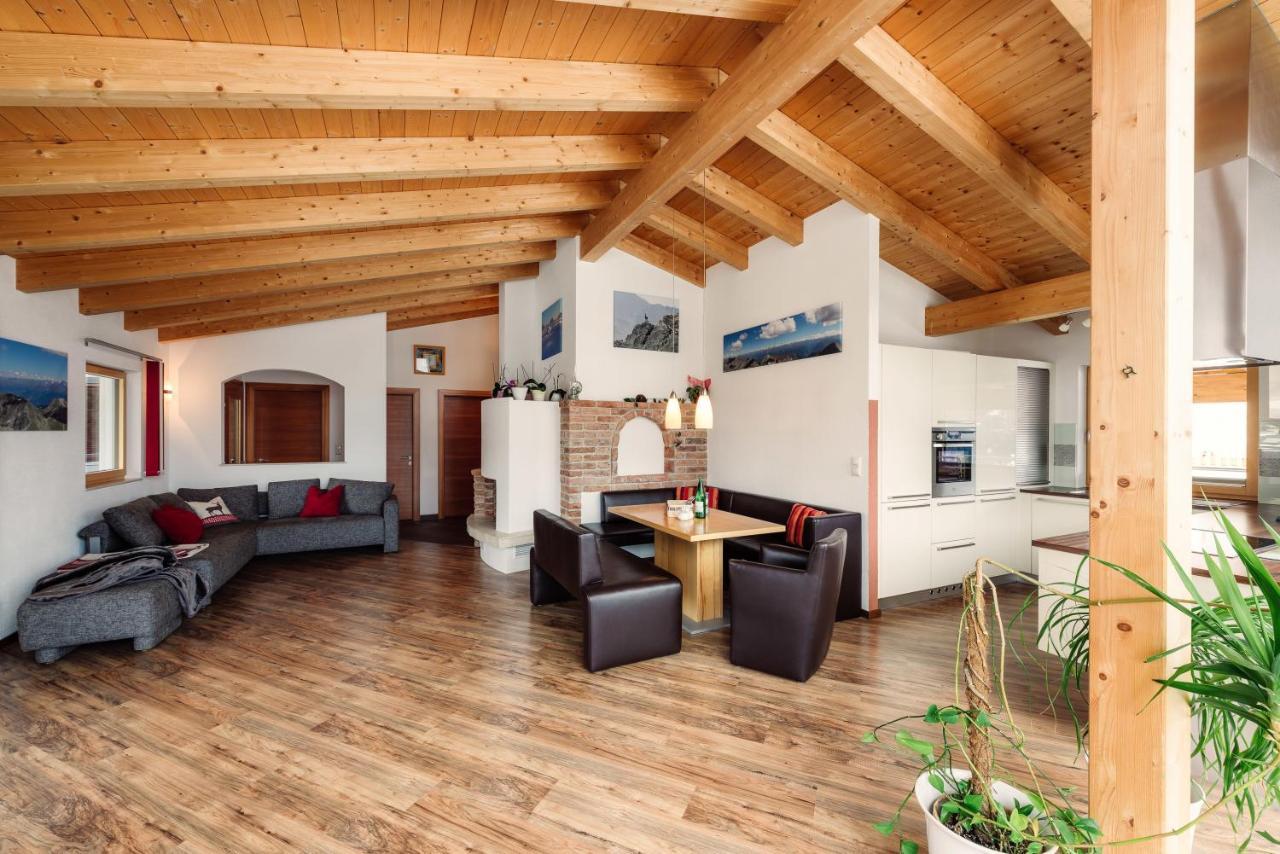 Haus Raetia Apartment Serfaus Phòng bức ảnh